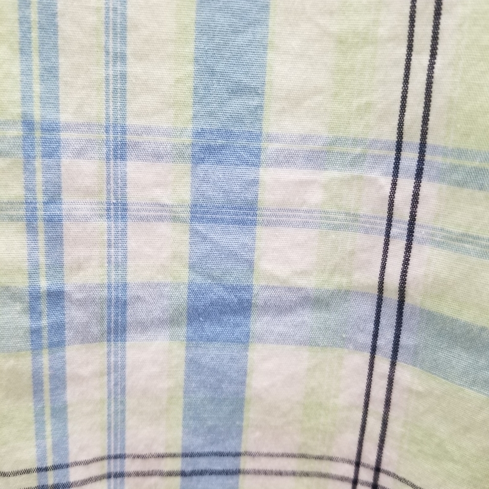 Izod Golf Stretch size 8 plaid capris - Picture 2 of 5